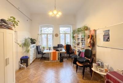 EXCLUSIV BLITZ :  Apartament 3 Camere, 121 mp, etaj 1, ULTRACENTRAL  ,  Parcare - 10