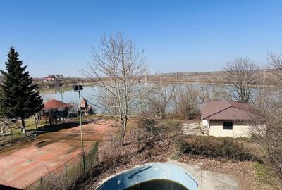 Casă individuală cu 7 camere cu Canalizare în Roșu - 15