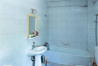 Casă cu 5 camere cu Teren 216 Mp în Giurgiului - 14