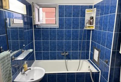 Apartament 4 camere, semidecomandat - zona Garii - 1