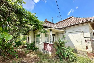 Casa 2 camere,teren 720 mp,comuna Unirea