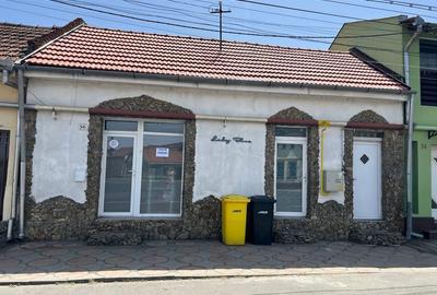 Casă cu 3 camere în Central - 6