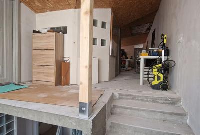 Casă / Vilă cu 5 camere de vânzare în zona Central - 17