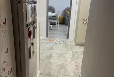 Apartament 3 camere, zona Liceul Economic -str Longinescu , - 11