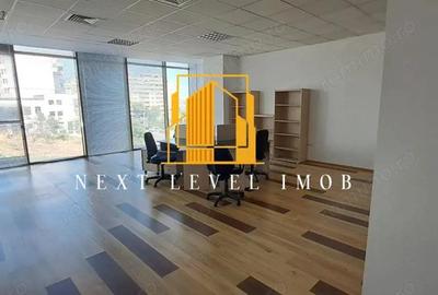 Spațiu comercial, de 120 mp, în Central