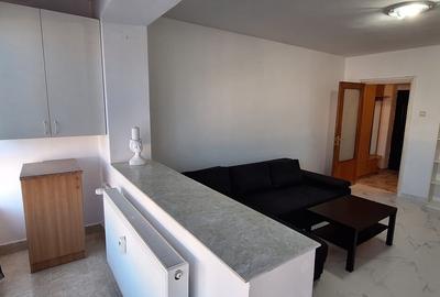 Apartament cu 2 camere decomandat în Drumul Taberei