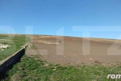 Teren 3600 mp, la DE 85, iesire Letcani, utilitati aproape Teren 3600 mp, la DE 85, iesire Letcani, utilitati aproape - 3