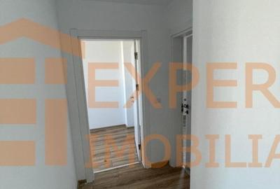 Apartament cu 2 camere decomandat în Tomis Nord - 8