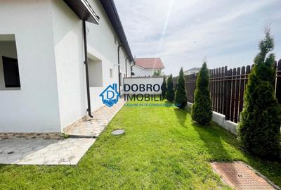 Casă cu 4 camere cu Teren 250 Mp în Păcii - 1