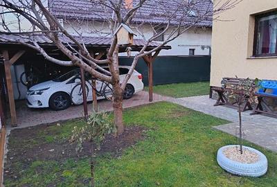Casă cu Teren 320 Mp în Central - 1