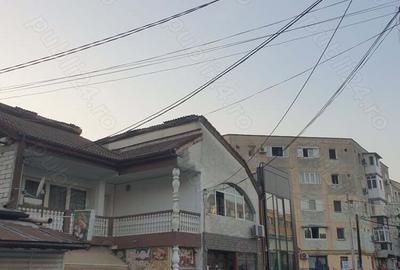 Vila Calea Bucure?ti str Petre Ispirescu 2200 euru mp - 9