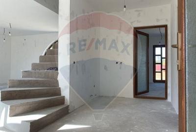 Vanzare vila cu 5 camere-Comuna Lunguletul/ Judetul Dambovita - 16
