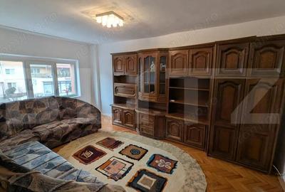 Apartament cu 3 camere decomandat în Cetate - 3