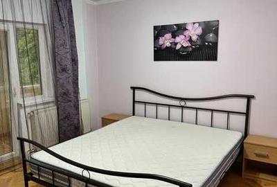 Apartament cu 3 camere decomandat în Dumbrăvița - 1