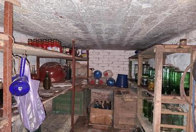 Casa 4 camere pivnita curte individuala Zona Lazaret - 21