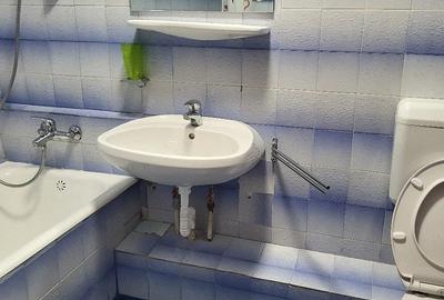 Garsonieră decomandată în Cișmigiu