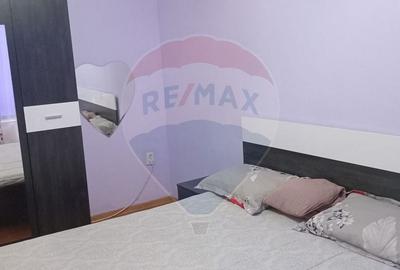 Apartament cu 2 camere semidecomandat, mobilat în UTA - 10