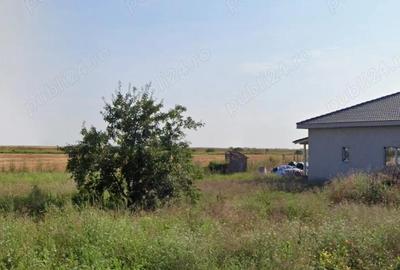 Teren de 827 mp, în Central