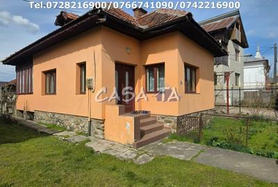 Casă individuală cu 5 camere cu Teren 3600 Mp în 1 Mai - 1