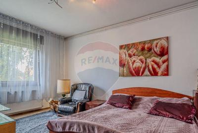 Casa / Vila cu 7 camere de vanzare in zona Bunloc - 1