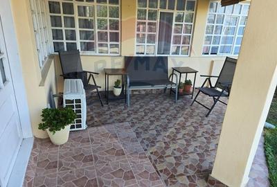 Casă cu 4 camere cu Canalizare în Central - 7