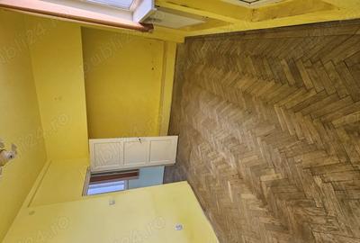 Apartament cu 2 camere nedecomandat în Republicii - 4