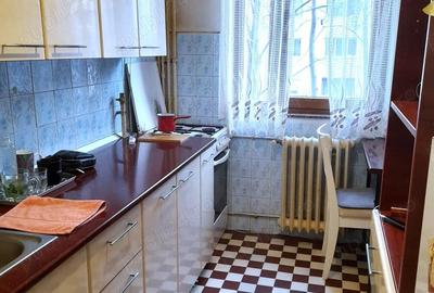Apartament cu 4 camere decomandat în Drumul Taberei - 9