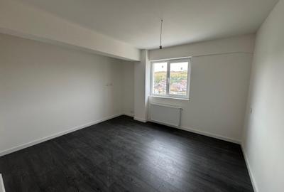 Apartament cu 3 camere Visan - 6
