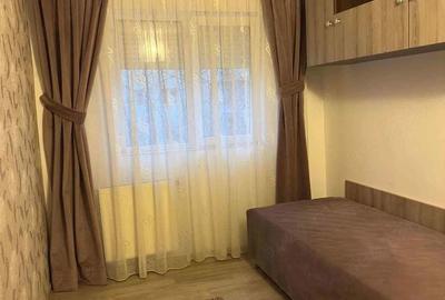 Apartament cu 3 camere decomandat în Milcov - 2