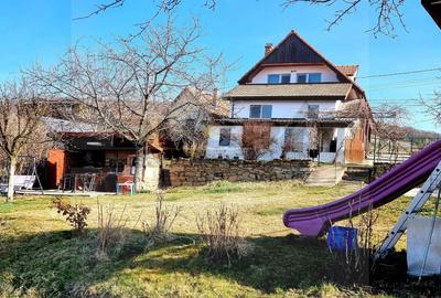 Casă individuală cu 5 camere cu Canalizare în Dâmbul Rotund - 1