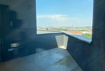 Apartament cu 3 camere semidecomandat în Soarelui