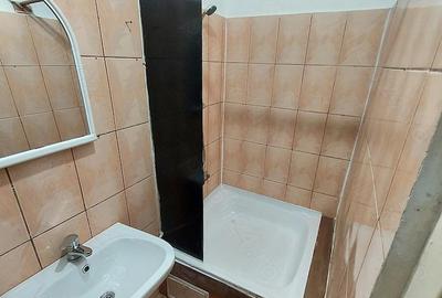 Garsonieră nedecomandată în Tractorul - 3