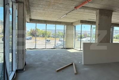 Spatiu comercial, 165 mp, zona Intre Lacuri