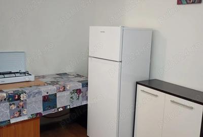 Proprietar vand garsoniera 17 mp, zona UMT str Babadag nr 2 - 9