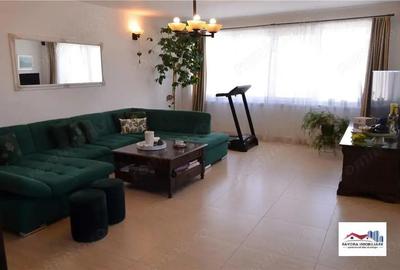 Casa Spatioasa de Vanzare Zona Semicentrala