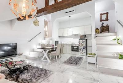 Apartament cu 3 camere semidecomandat, mobilat în Bujac - 1