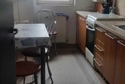 Apartament de 2 camere, 65mp, balcon, zona Piata 1 Mai - 2
