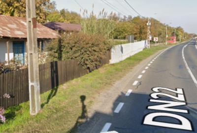 Vând casă batraneasca - 1