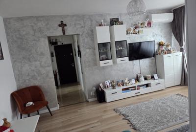 Apartament cu 2 camere semidecomandat, mobilat în Pantelimon