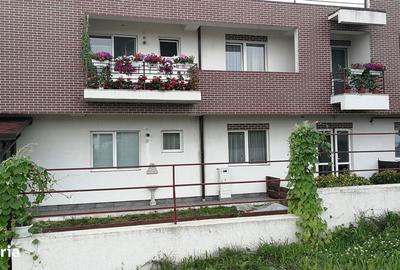 Apartament cu 3 camere decomandat, mobilat în Podu Roș - 7
