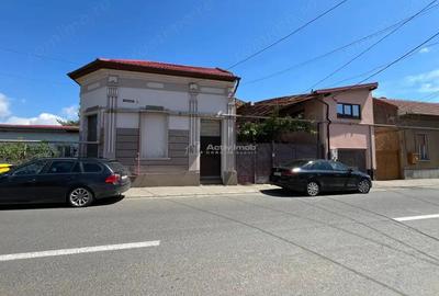 Lugoj, Casa 6 Cam., Teren 511 Mp., Str. Oituz. nr.1 - 6