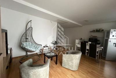Apartament cu 3 camere semidecomandat, mobilat în Freidorf