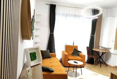 Apartament cu 2 camere decomandat, mobilat în Central