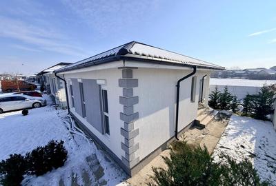 Casă individuală cu 4 camere cu Teren 320 Mp în Tunari - 1