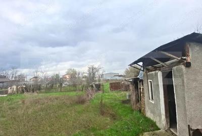 Casă cu 3 camere cu Teren 2522 Mp în Central - 7