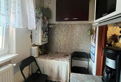 Garsonieră în 9 Mai - 2
