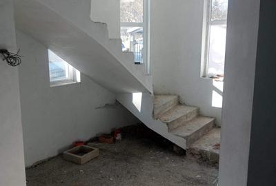 Casă cu 4 camere în Borșa - 3