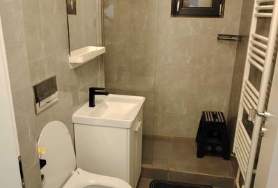 Apartament cu 2 camere semidecomandat în Exterior Vest