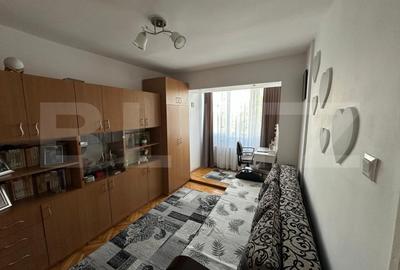 Apartament de vanzare, 63,4 mp, zona Micro 16 - 5
