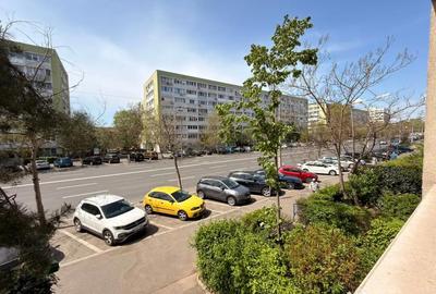 Apartament cu 2 camere decomandat în Cantemir - 1